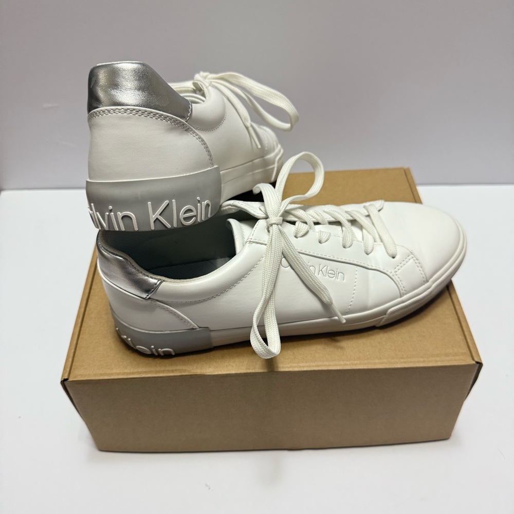 CALVIN‎ KLEIN white sneakers